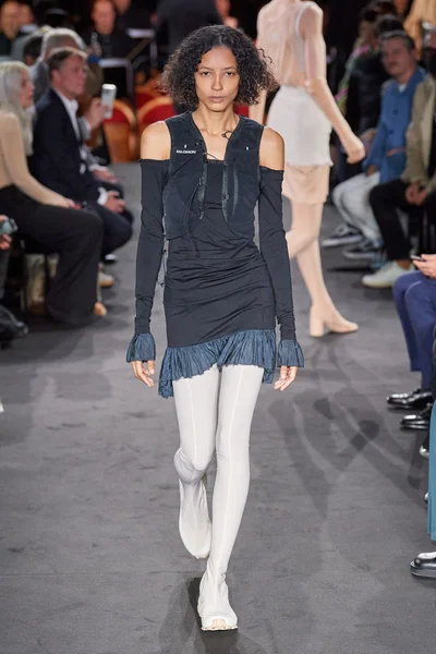 Look 9